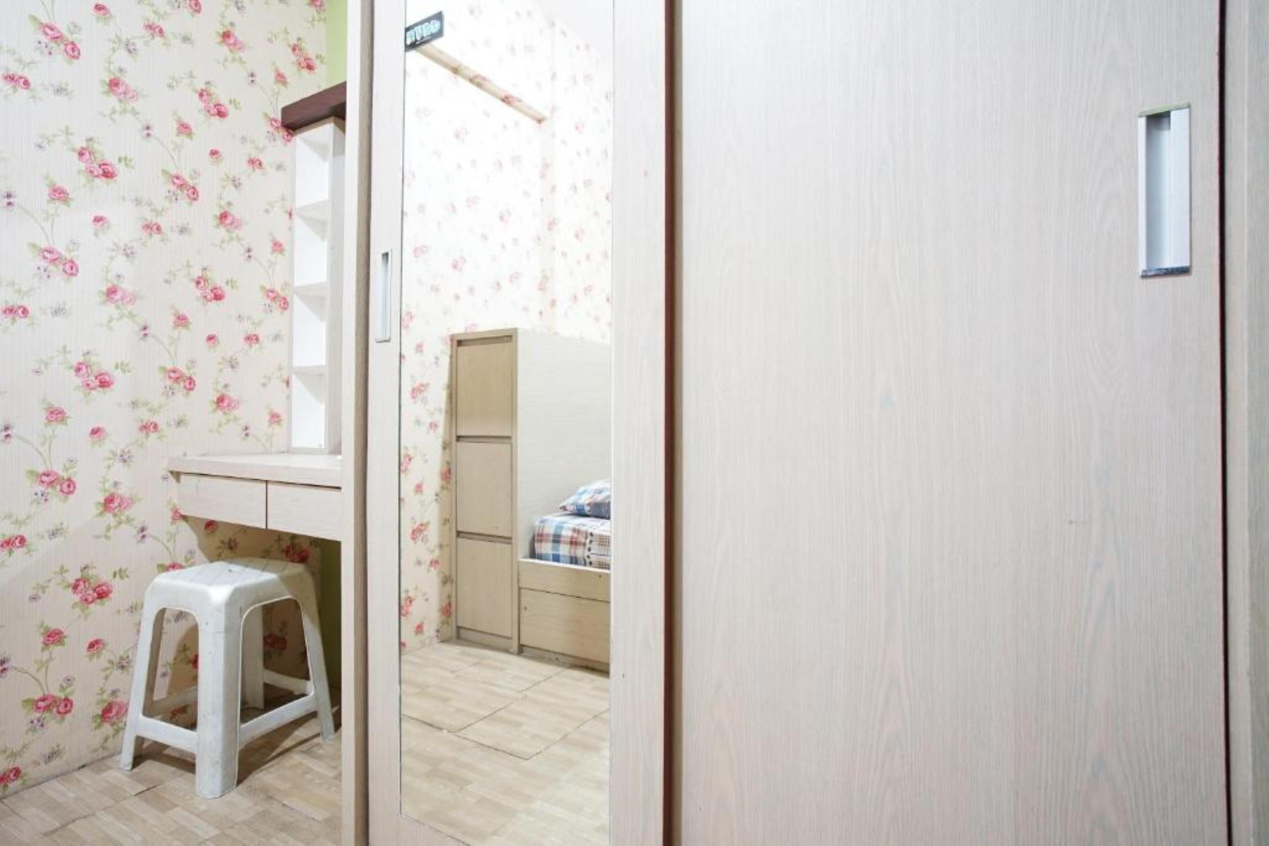 Planet Room Kemang View Бекаси Экстерьер фото